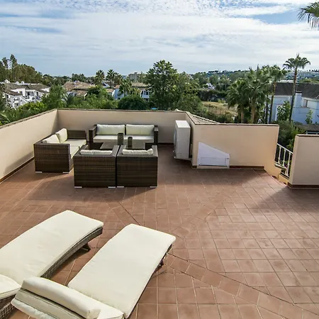 Brisas Pueblo - Roomsevice * Marbella